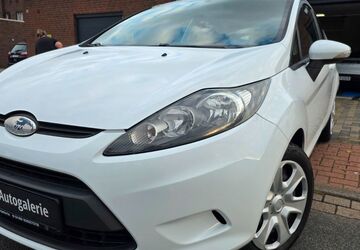 Ford Fiesta 104.900 km 4.390 &euro; Garbsen 30827