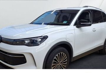 VW Tiguan 22.380 km 41.490 &euro; Lehrte 31275