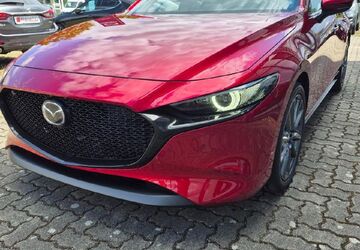 Mazda 3 2.500 km 28.990 &euro; Hannover 30659