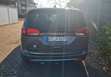 Chrysler Pacifica 140.000 km 18.000 &euro; Langenhagen 30851