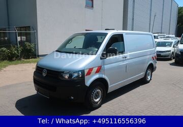 VW T5 Transporter 216.713 km 12.300 &euro; Hannover 30179