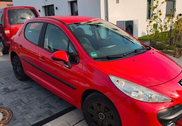 Peugeot 207 160.088 km 2.550 &euro; Springe 31832