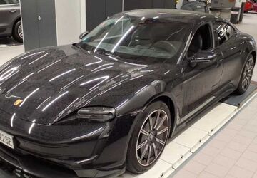 Porsche Taycan 43.700 km 62.990 &euro; Hannover 30453