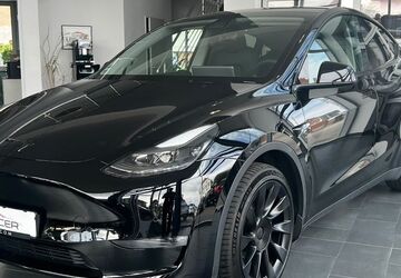 Tesla Model Y 32.100 km 35.890 &euro; Ronnenberg 30952