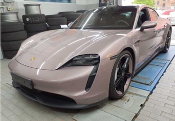 Porsche Taycan 65.200 km 61.990 &euro; Hannover 30453
