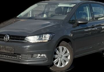 VW Touran 168.697 km 8.990 &euro; Garbsen 30827