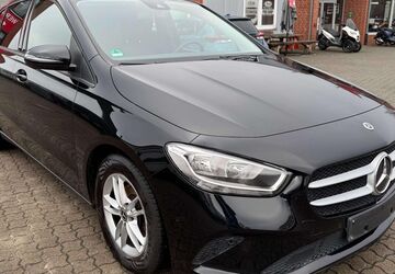 Mercedes-Benz B 180 81.000 km 15.490 &euro; Garbsen 30827