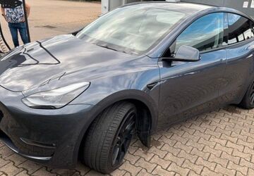 Tesla Model Y 62.700 km 32.500 &euro; Isernhagen 30916