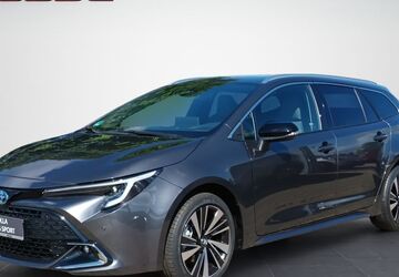 Toyota Corolla 14.500 km 32.490 &euro; Garbsen 30827