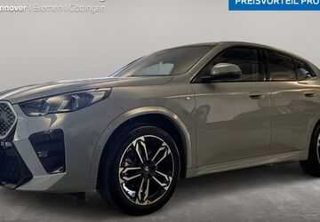 BMW iX2 7.660 km 51.300 &euro; Hannover 30539