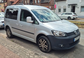 VW Caddy 150.000 km 8.500 &euro; laatzen 30880