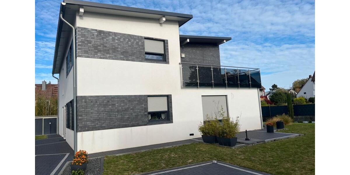 Etagenwohnung Laatzen - 3 Zimmer, 120 m&sup2;, 1.750&euro; | Angebot:26125207