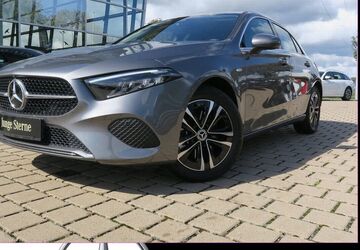 Mercedes-Benz A 250 2.475 km 33.450 &euro; Gehrden 30989