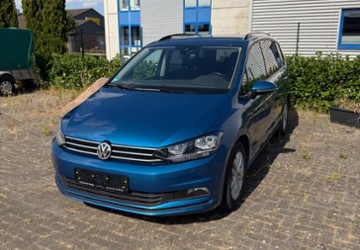 VW Touran 182.966 km 14.300 &euro; Garbsen 30826
